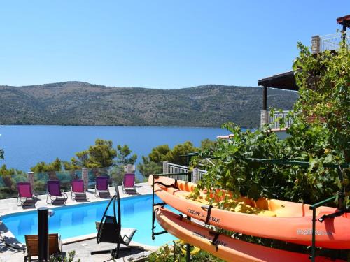 Poljica House | Holiday Home Seaside Villa Lara mit beheiztem Swimmingpool by Interhome