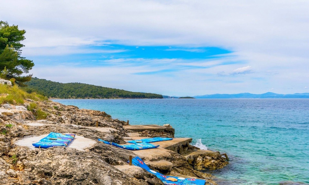 Cove Makarac (Milna) House | Holiday home Slavica, (15519), Milna, Croatia