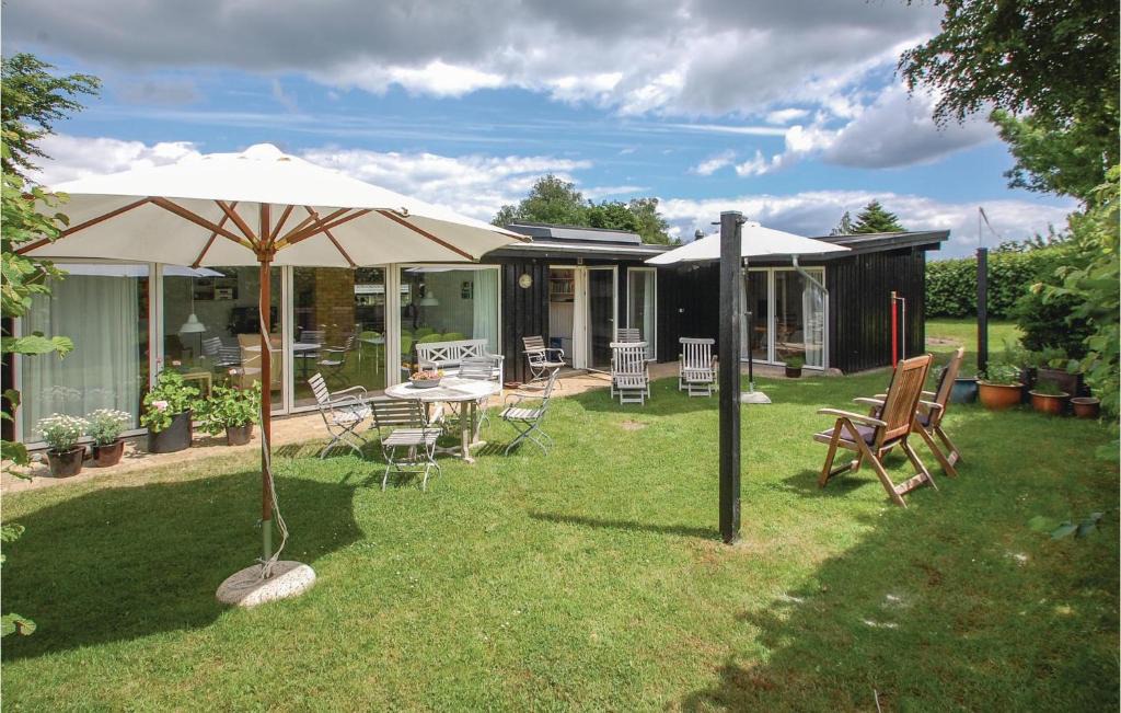 Hejsager Strand House | Holiday home Solbæk Haderslev