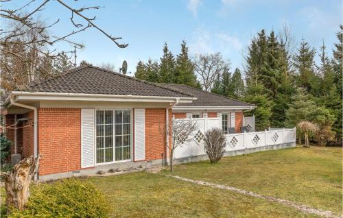 Ronne House | Holiday Home Stampen Vej Ii Hus