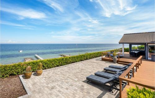 Strøby Ladeplads House | Holiday Home Strøby With A Fireplace 04