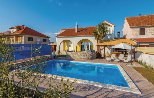 Oklaj Villa | Holiday Home Sunce Dalmacije