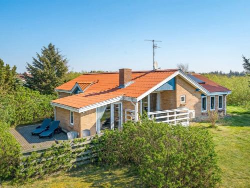 Lodbjerg Hede House | Holiday Home Svane - 1-2km from the sea by Interhome