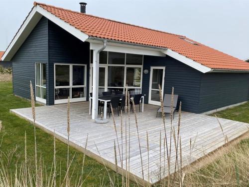 Nørre Fjand House | Holiday Home Sylwia - from the sea by Interhome