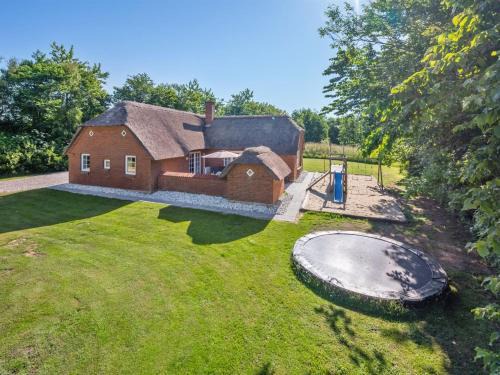 Øhuse House | Holiday Home Thana - 1-4km from the sea by Interhome