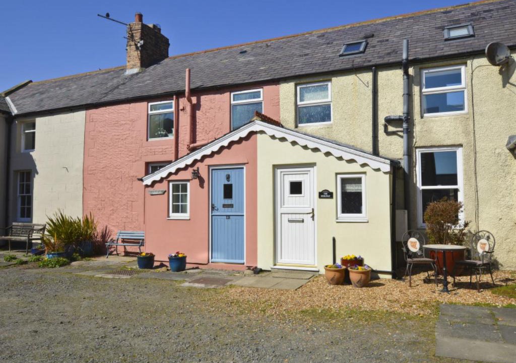 Woodhorn House | Holiday Home The Hideaway by Interhome