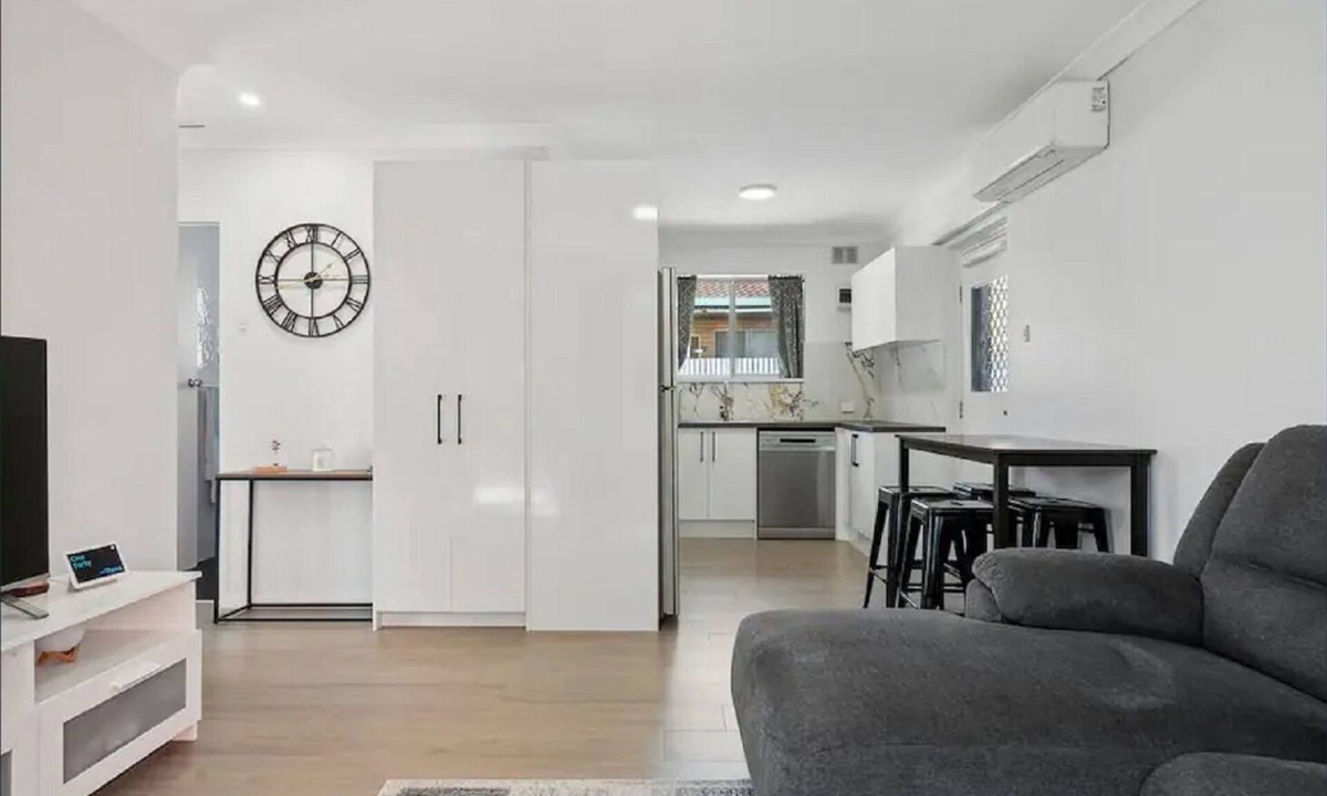Mitchell Park Apartment | Holiday home unit