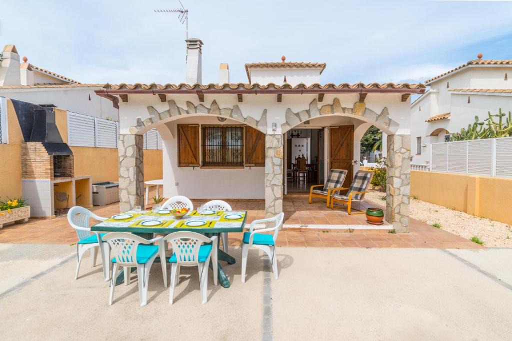 L'Escala Villa | Holiday Home Veni
