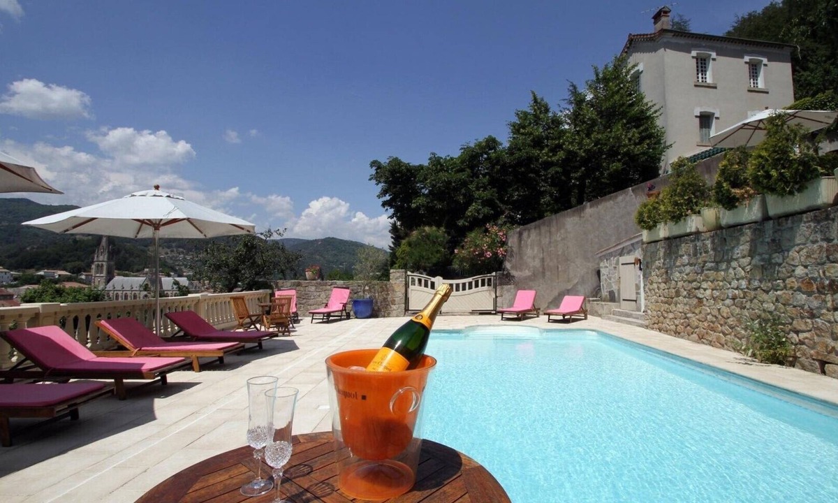 Vals-les-Bains House | Holiday Home “Villa Aimée” with Mountain View, Balcony, and Wi-Fi