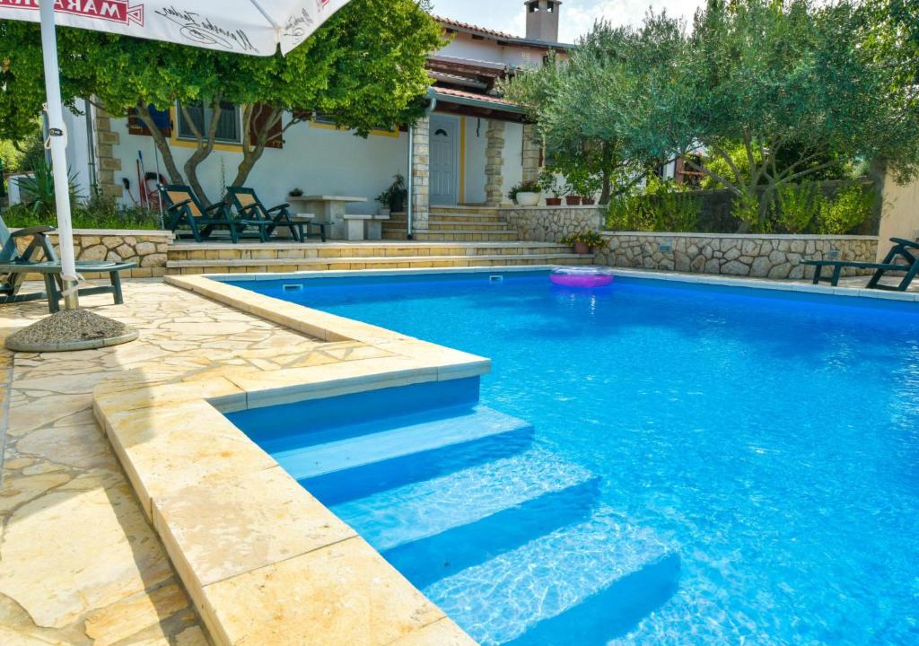 Krusevo House | Holiday Home Villa Ana by Interhome