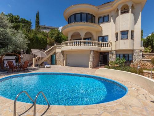 Peniscola House | Holiday Home Villa Bellevue by Interhome