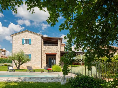 Mofardini House | Holiday Home Villa Grando II by Interhome