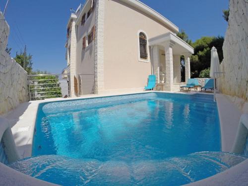 Okrug Donji House | Holiday Home Villa Mustra by Interhome