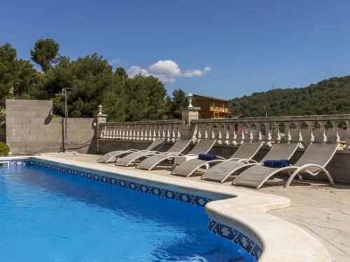 Castellet i la Gornal House | Holiday Home Villa Rosales by Interhome