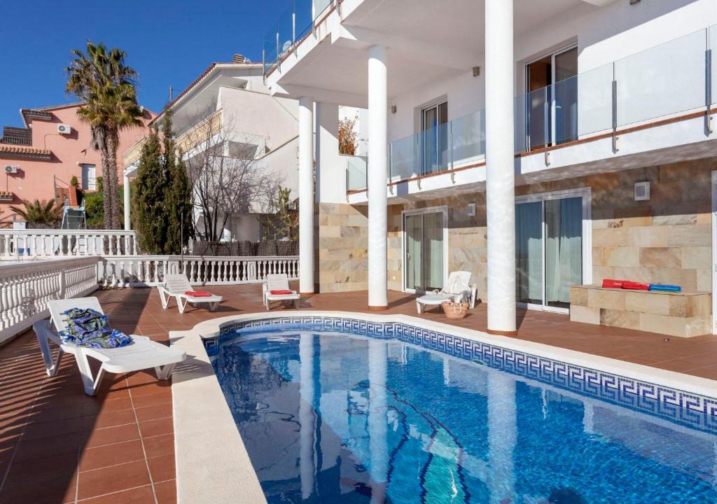 Lloret de Mar House | Holiday Home Vuiton by Interhome