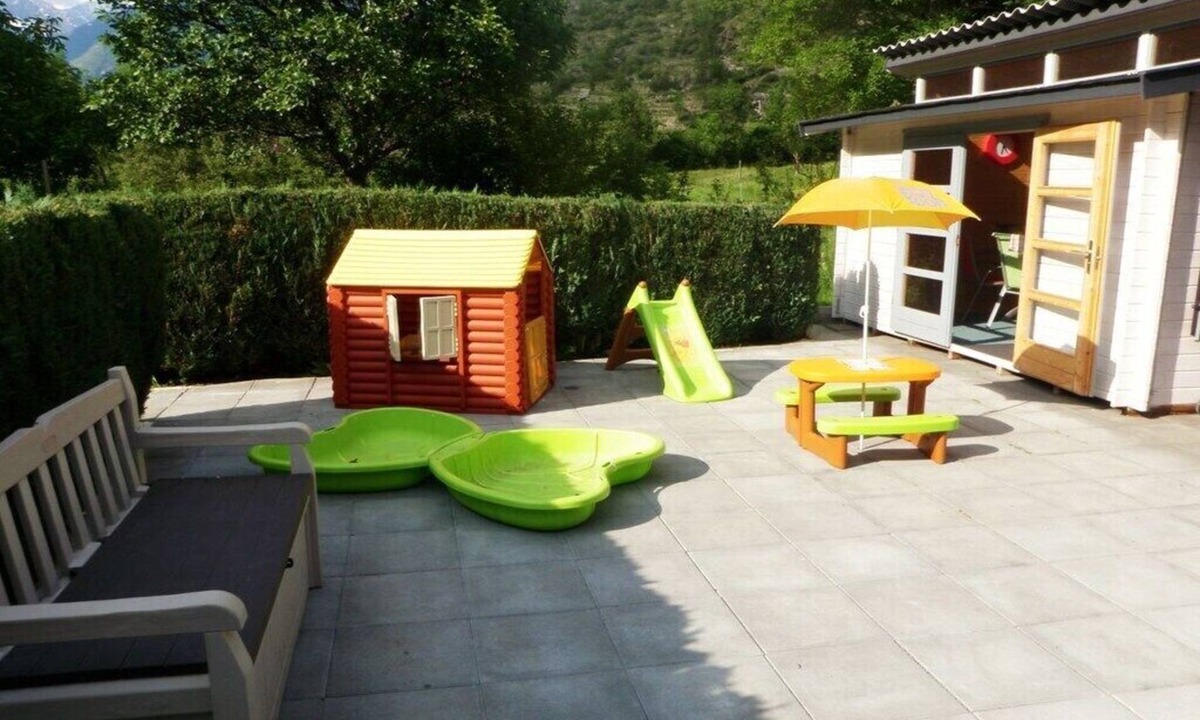 Visperterminen House | Holiday home with 2 bedrooms