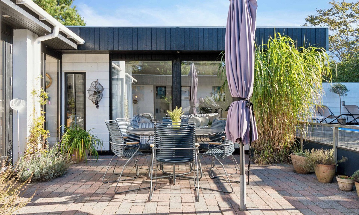 Sjllands Odde House | Holiday home with pool terraces near beach
