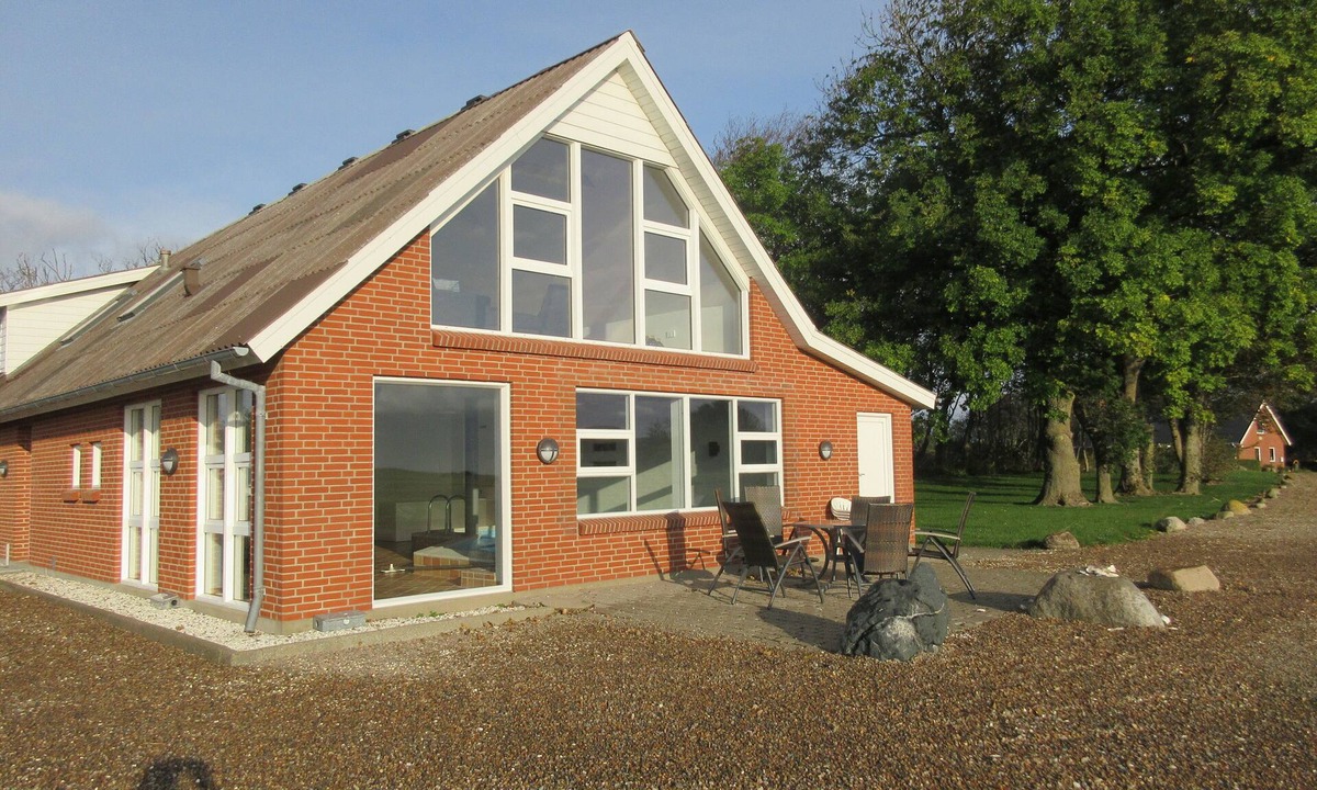 Nykobing Mors House | Holiday home with swimming pool, sauna & Whirlpool. Free Wi-fi.