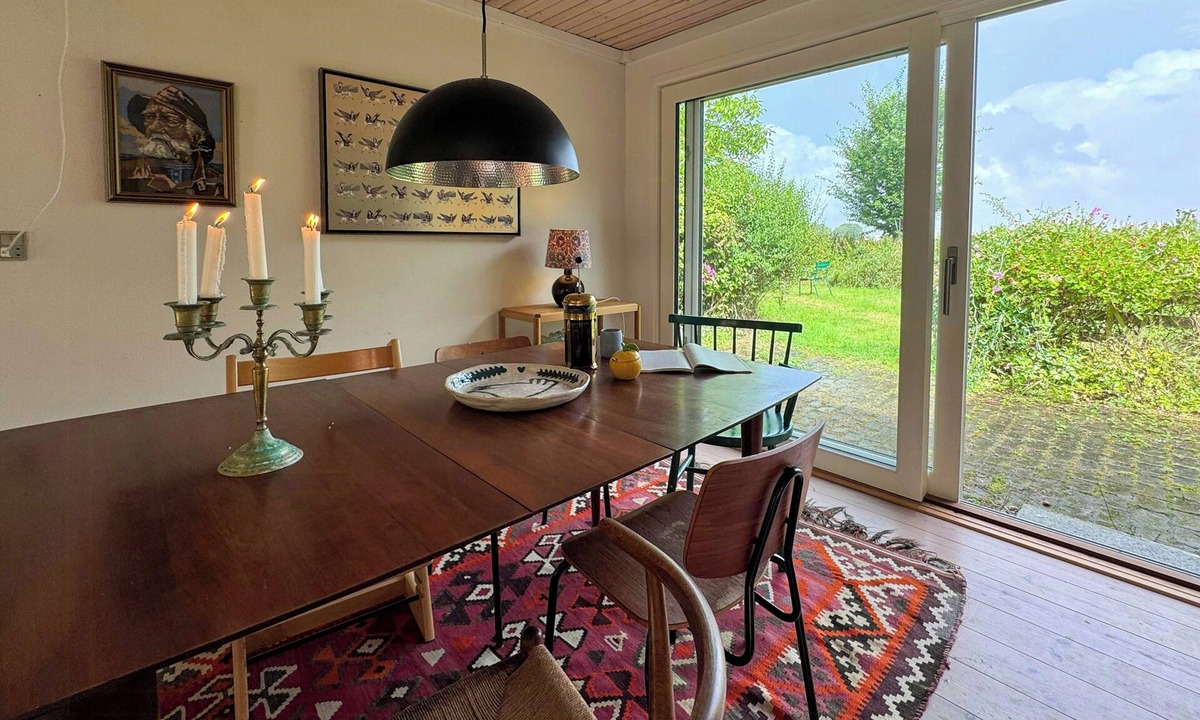 Askeby House | Holiday home with field views & Fanefjord charm