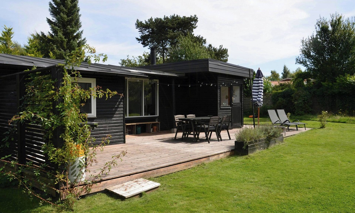 Dalby Huse House | Holiday home with large garden near Jægerspris