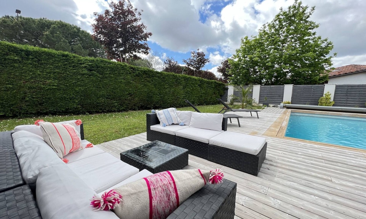 Balma House | Holiday home with pool in Balma