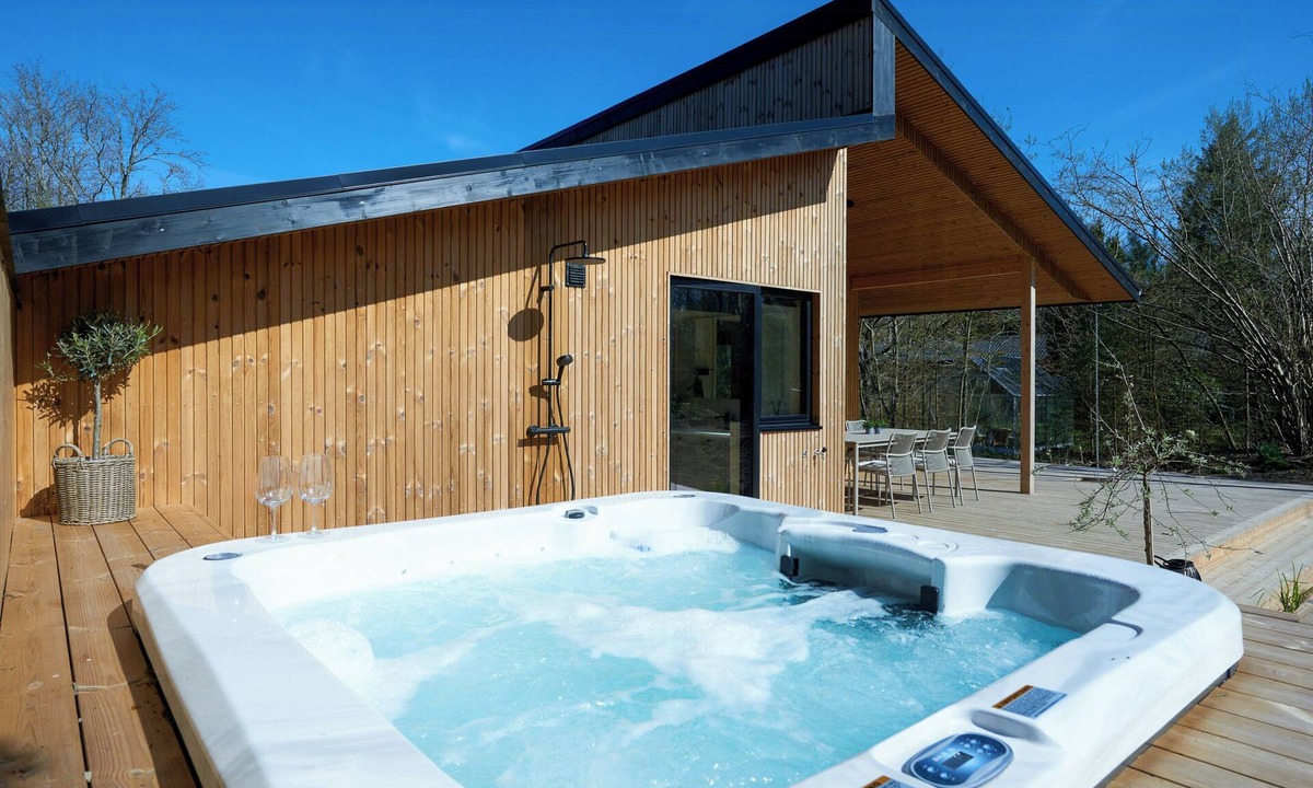 Aalborg House | Holiday home with spa and shelter near Aalborg