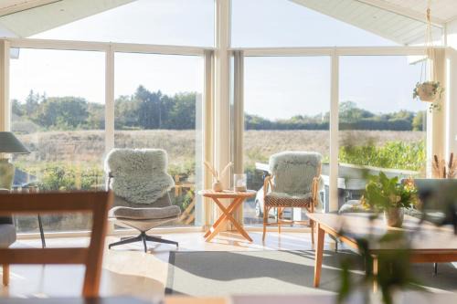 Hvidbjerg Strand House | Holiday Home With Sunset Views Near Hvidbjerg