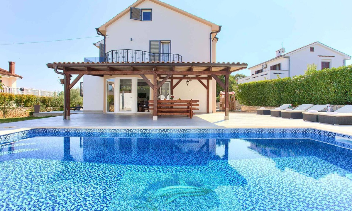 Vantacici House | Holiday home with terrace for 2 people