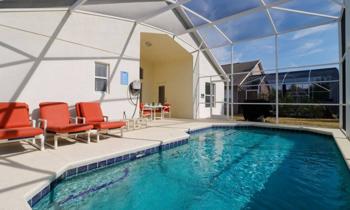 Westbury House | Holiday home with terrace