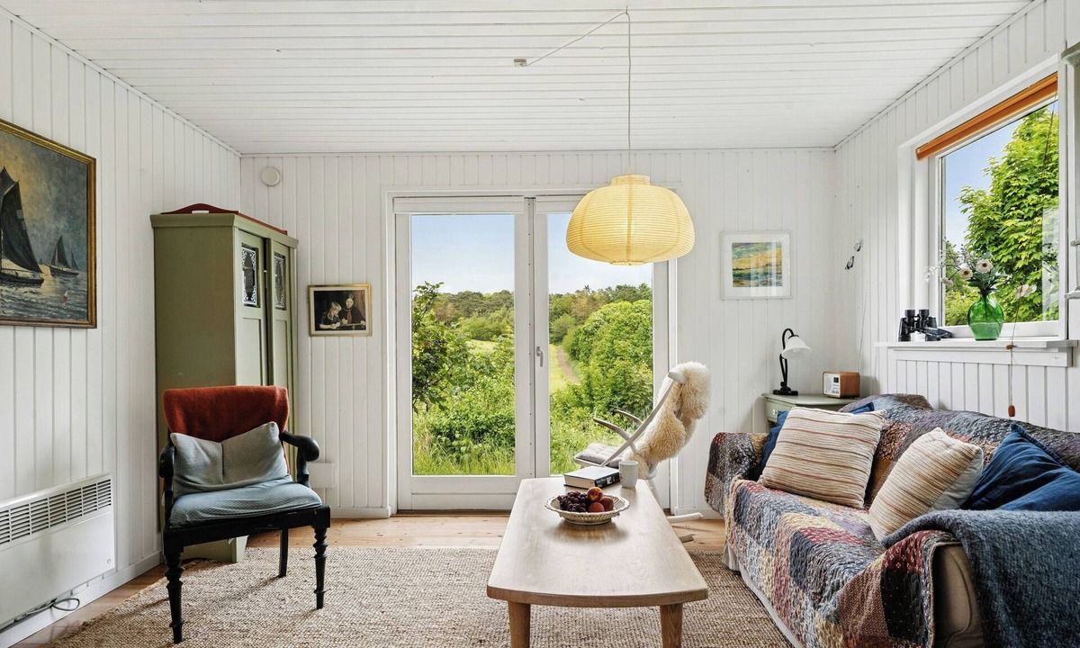 Skødshoved Strand House | Holiday home with view over Mols hills