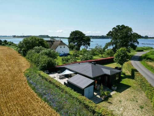 Haarby House | Holiday Home With View Of Helnæs Bay