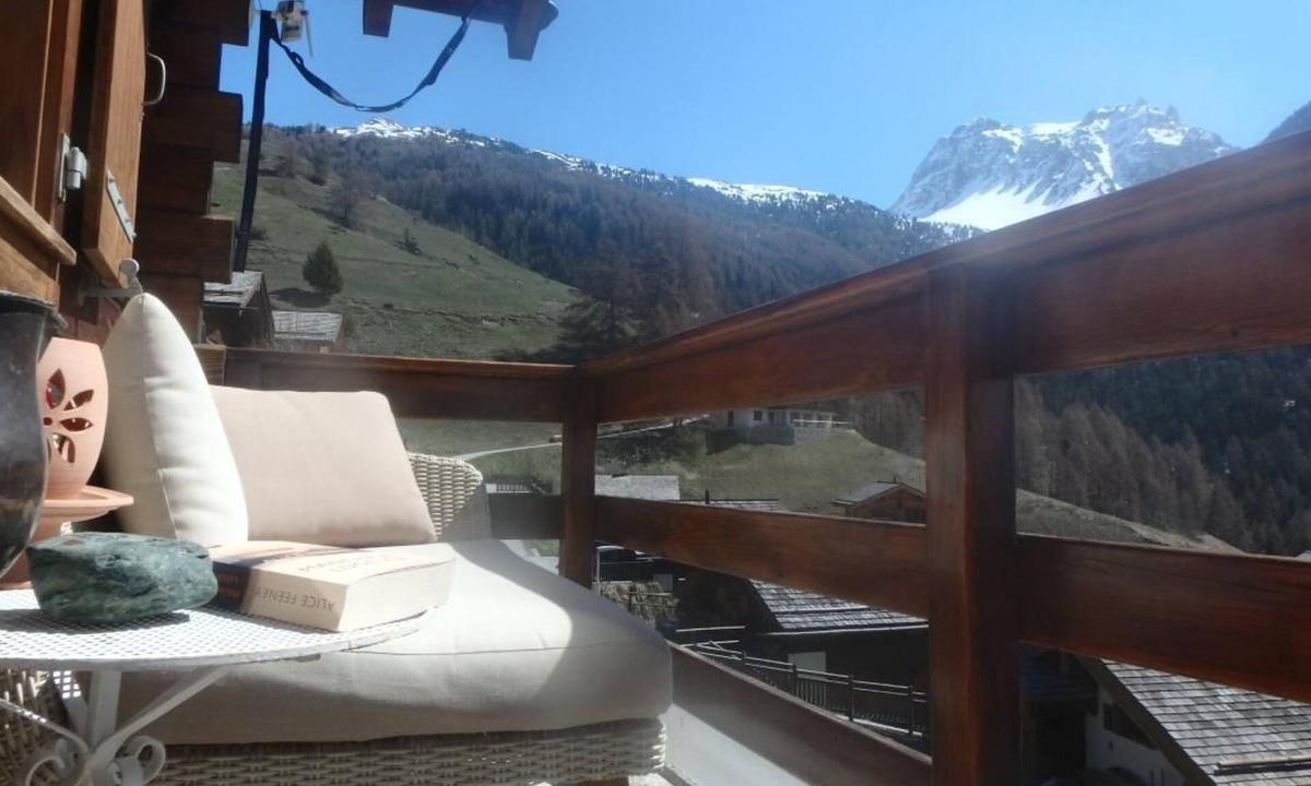 Saint-Luc Ski Chalet | Holiday house Ayer for 1 - 6 persons with 3 bedrooms - Chalet