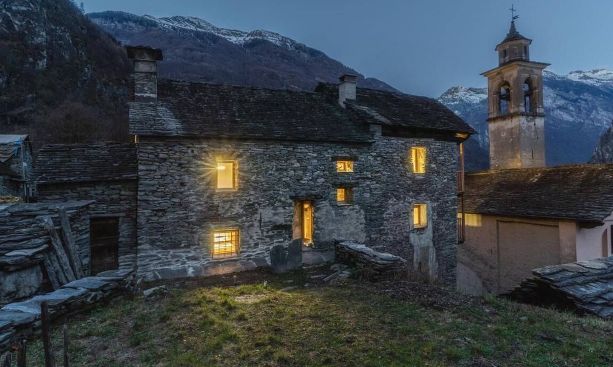 Coglio House | Holiday house Cevio for 2 - 8 persons with 3 bedrooms - Holiday house