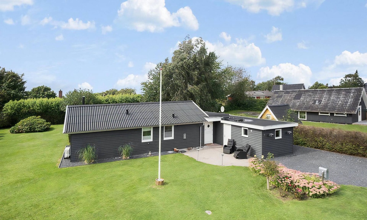 Middelfart House | Holiday house close to the beach.
