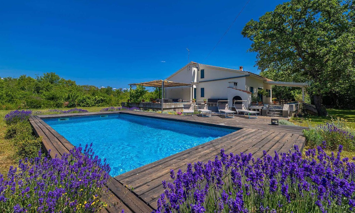 Garica House | Holiday house GARICA with spacious garden