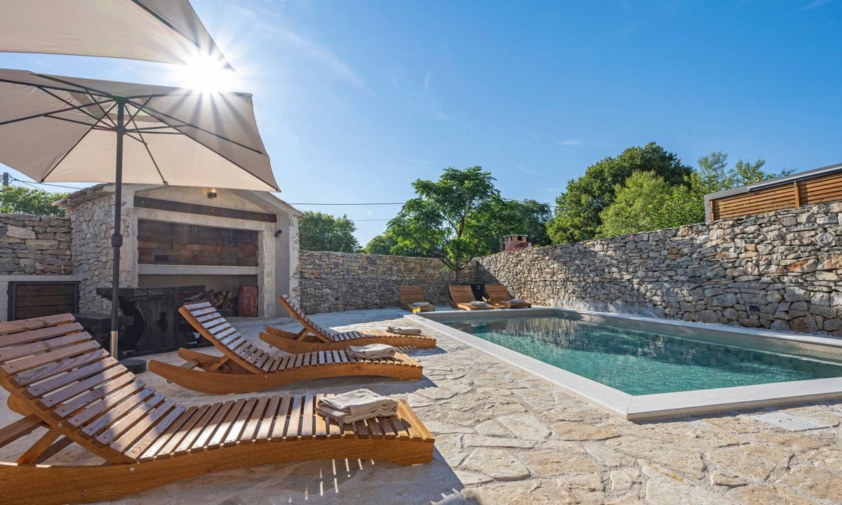 Sibenik Villa | Holiday house Hedonica by Villas Guide