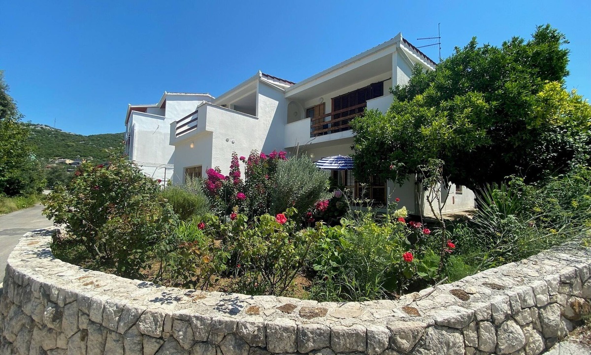 Peracko Blato House | Holiday house " Katy" on Bacina Lakes