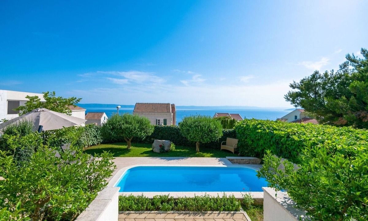 Veliko Brdo Villa | Holiday house Luna in Makarska with private pool