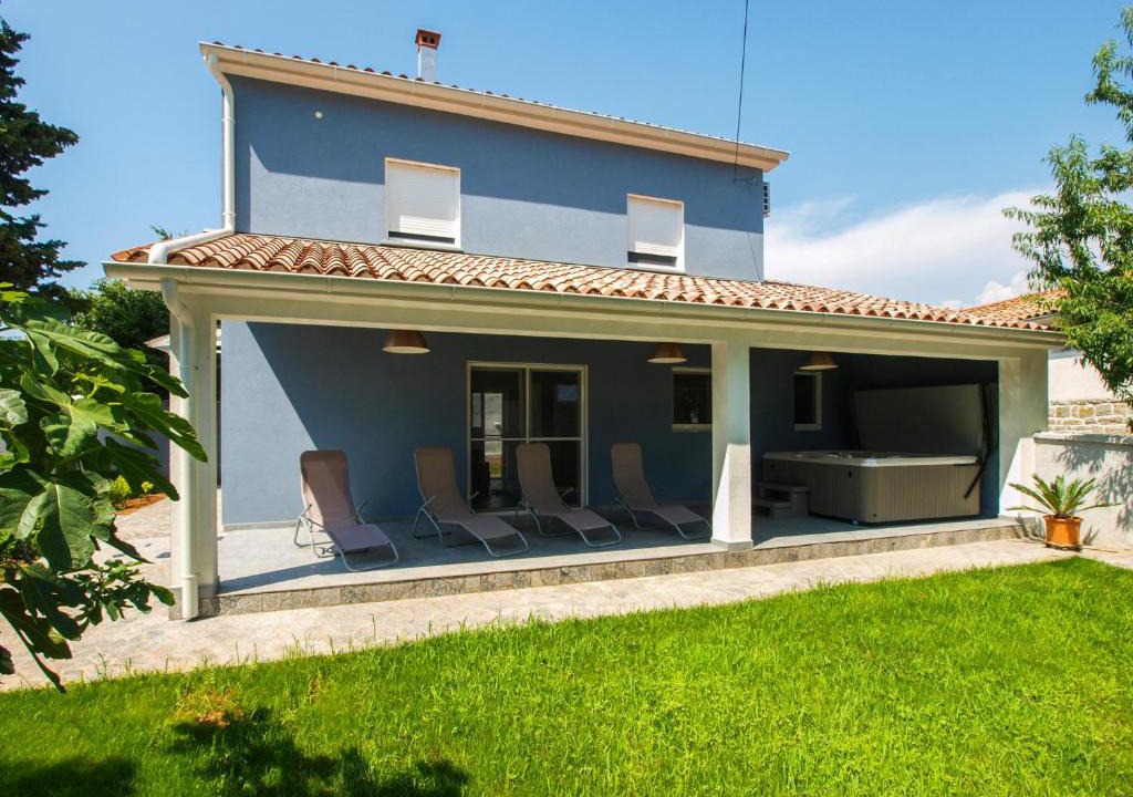 Stinjan House | Holiday House “Marta”