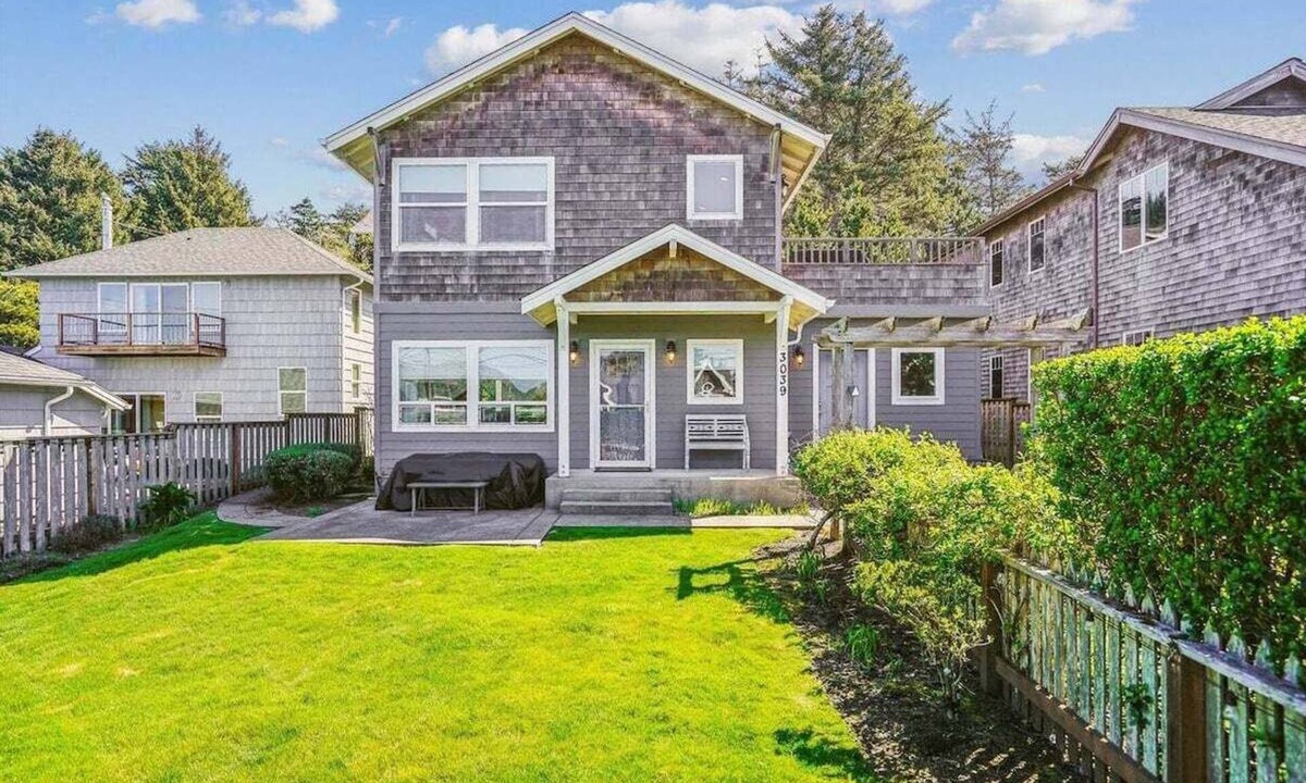 Tolovana Park House | Holiday House - New Listing!