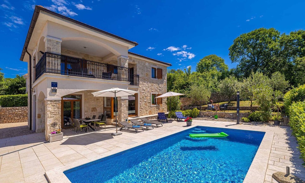 Ostrobradic House | Holiday house OBZOVA with private pool