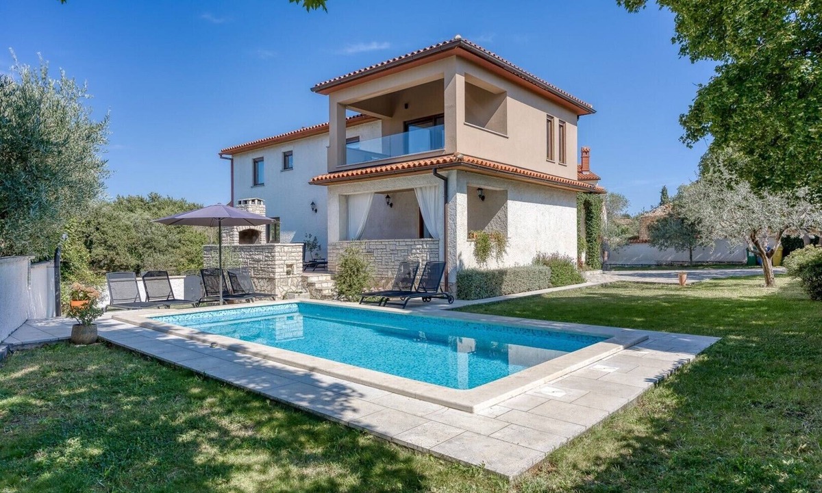 Pinezici House | Holiday House Tina with Private Pool