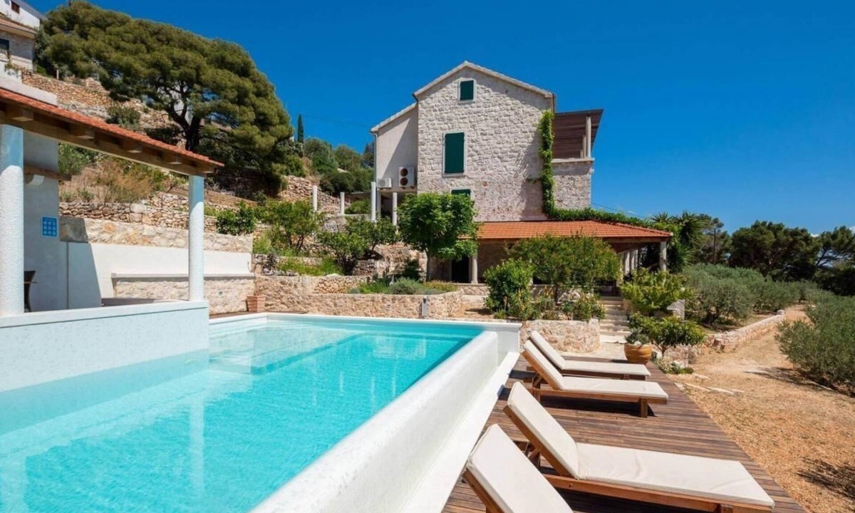 Sveta Nedjelja House | Holiday house with a swimming pool Sveta Nedilja, Hvar (K-22136)