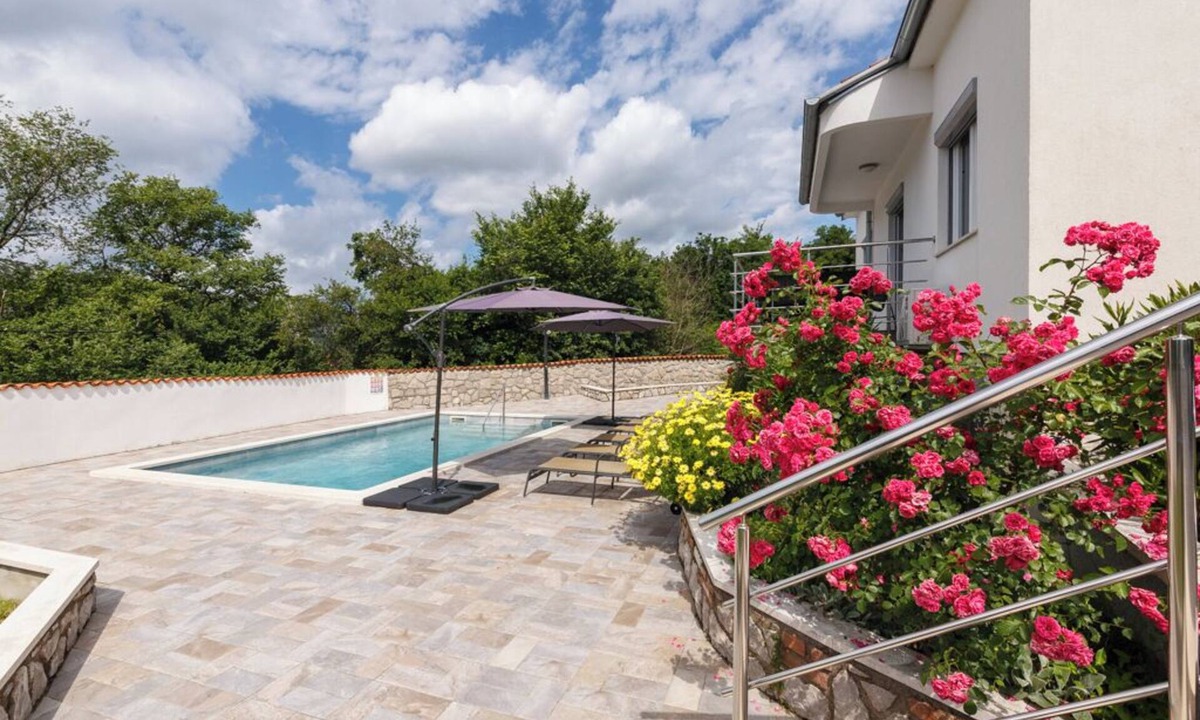 Grizane House | Holiday house with private pool, sun terrace and gazebo with BBQ