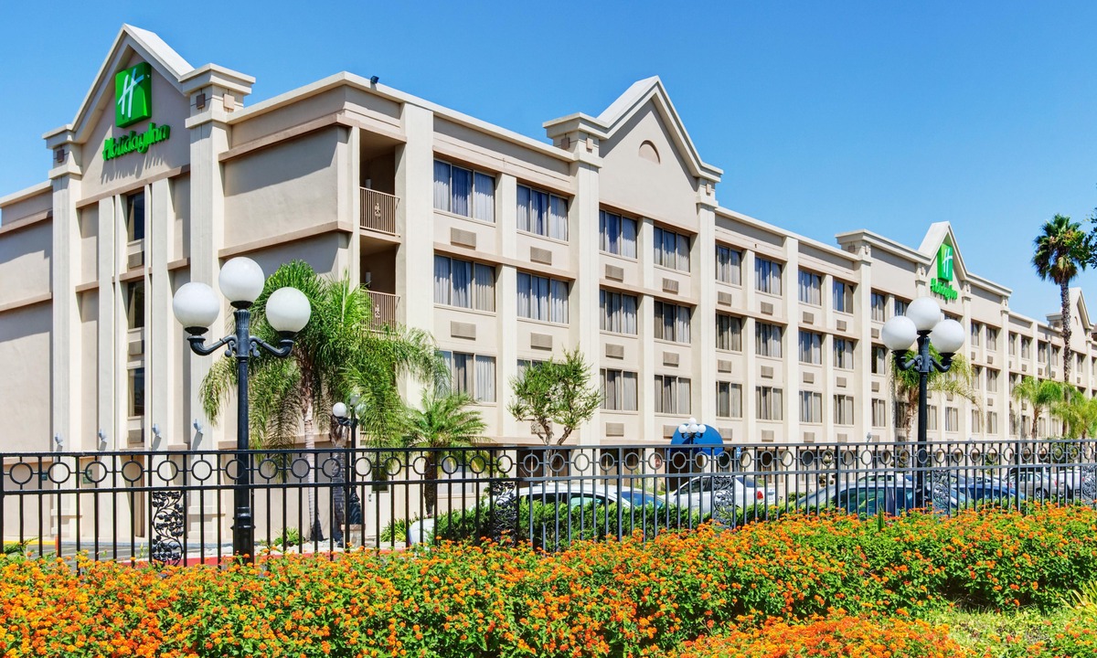 Buena Park Hotel | Holiday Inn Buena Park