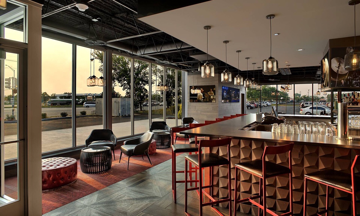 Forestview Hotel | Holiday Inn Chicago – Midway Airport S by IHG