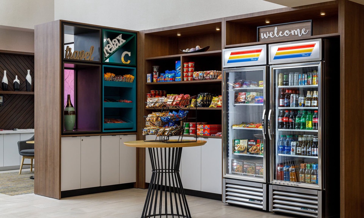 Cleveland Hotel | Holiday Inn Cleveland by IHG