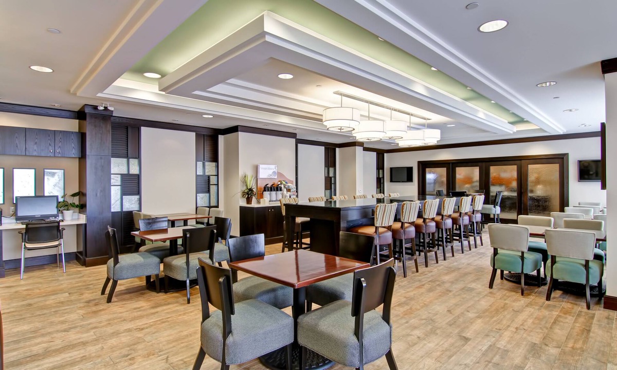 Township of Woolwich Hotel | Holiday Inn Express Hotel & Suites Waterloo - St Jacobs by IHG