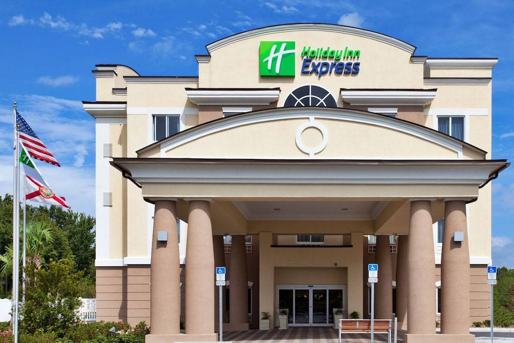 Crystal River Hotel | Holiday Inn Express Crystal River, an IHG Hotel