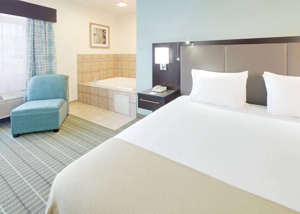 Monticello Hotel | Holiday Inn Express Monticello, an IHG Hotel